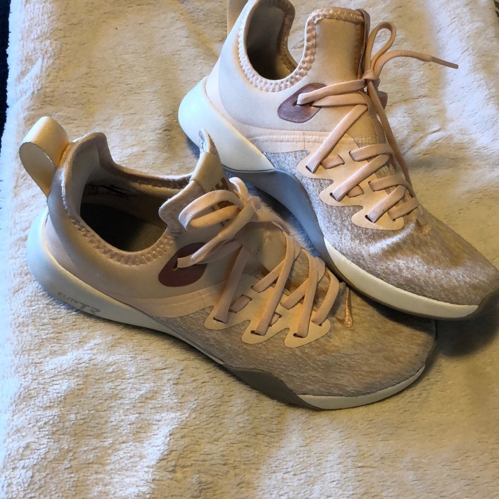 Nike Women’s training sneaker